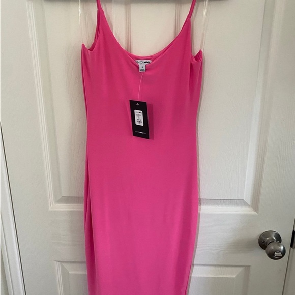 NWT Pink Double Lined Midi Bodycon Dress - Picture 3 of 5